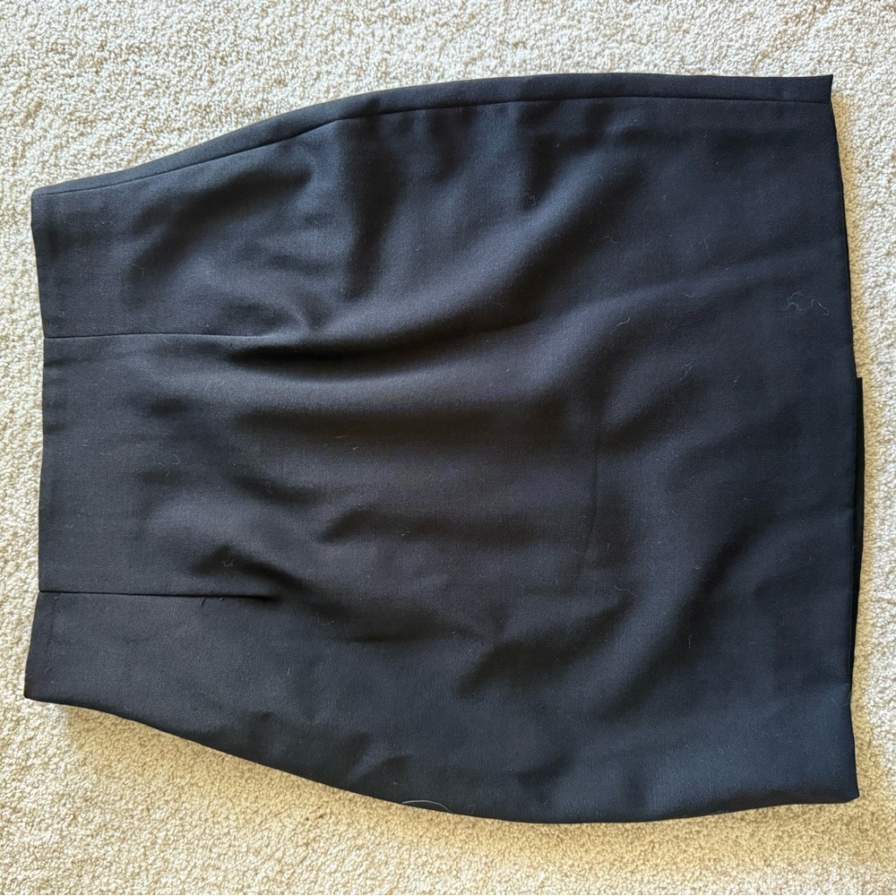 Elegant Black Women's Skirt